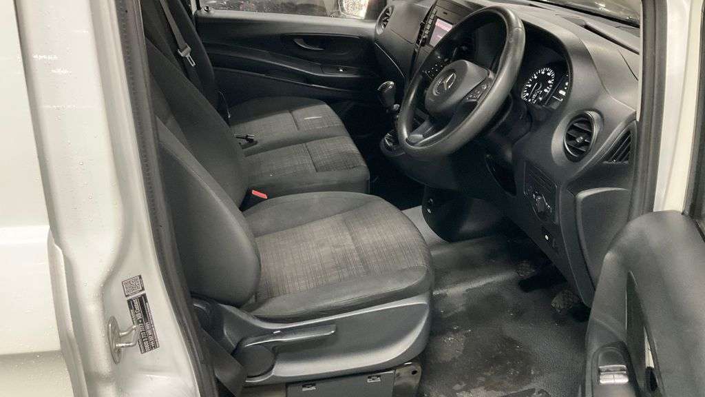 2017 MERCEDES VITO 2017 MERCEDES VITO