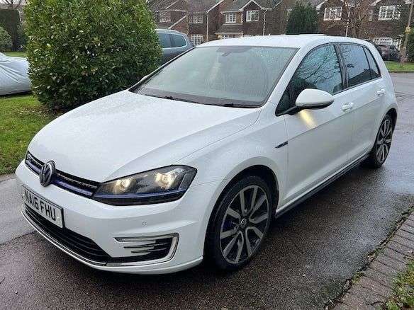 2016 VOLKSWAGEN GOLF 2016 VOLKSWAGEN GOLF