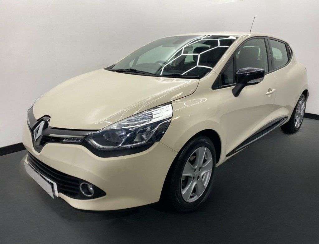 2015 RENAULT CLIO 2015 RENAULT CLIO