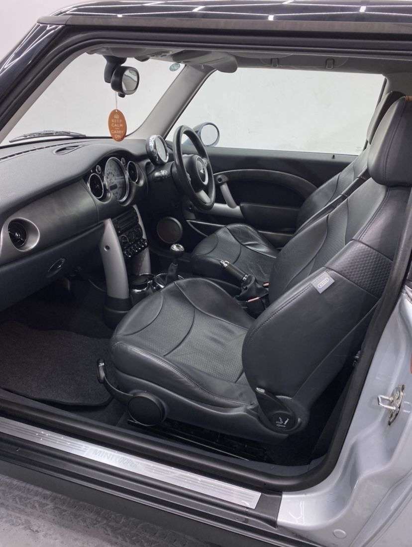 2005 MINI MINI 2005 MINI MINI