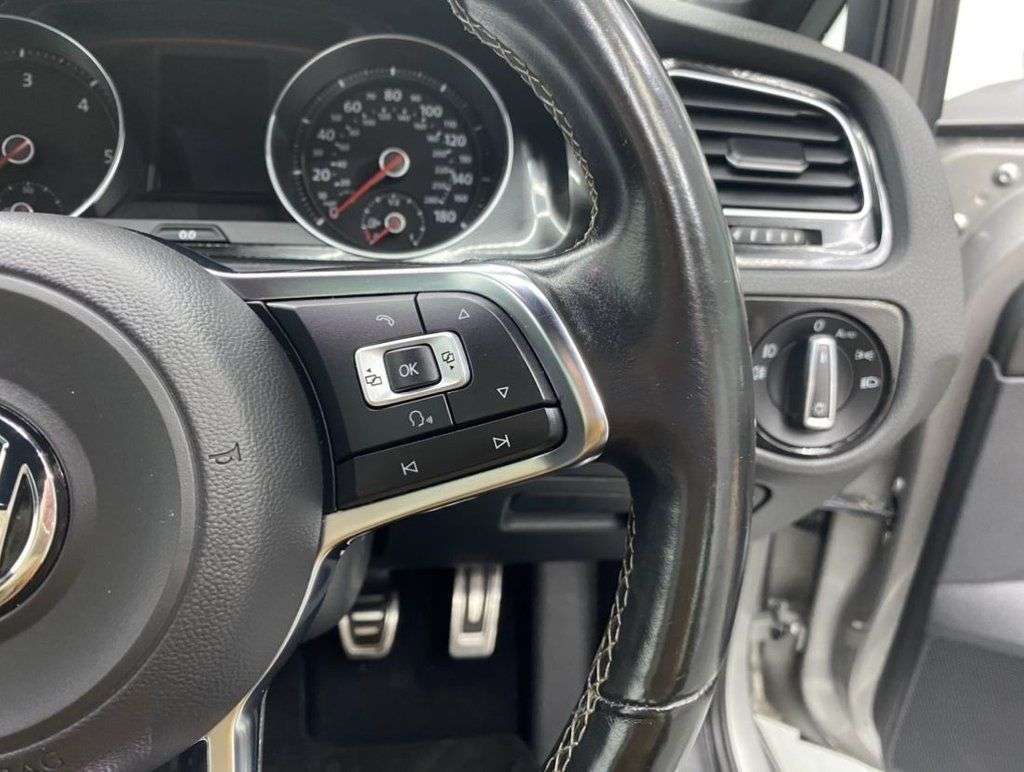 2016 VOLKSWAGEN GOLF 2016 VOLKSWAGEN GOLF