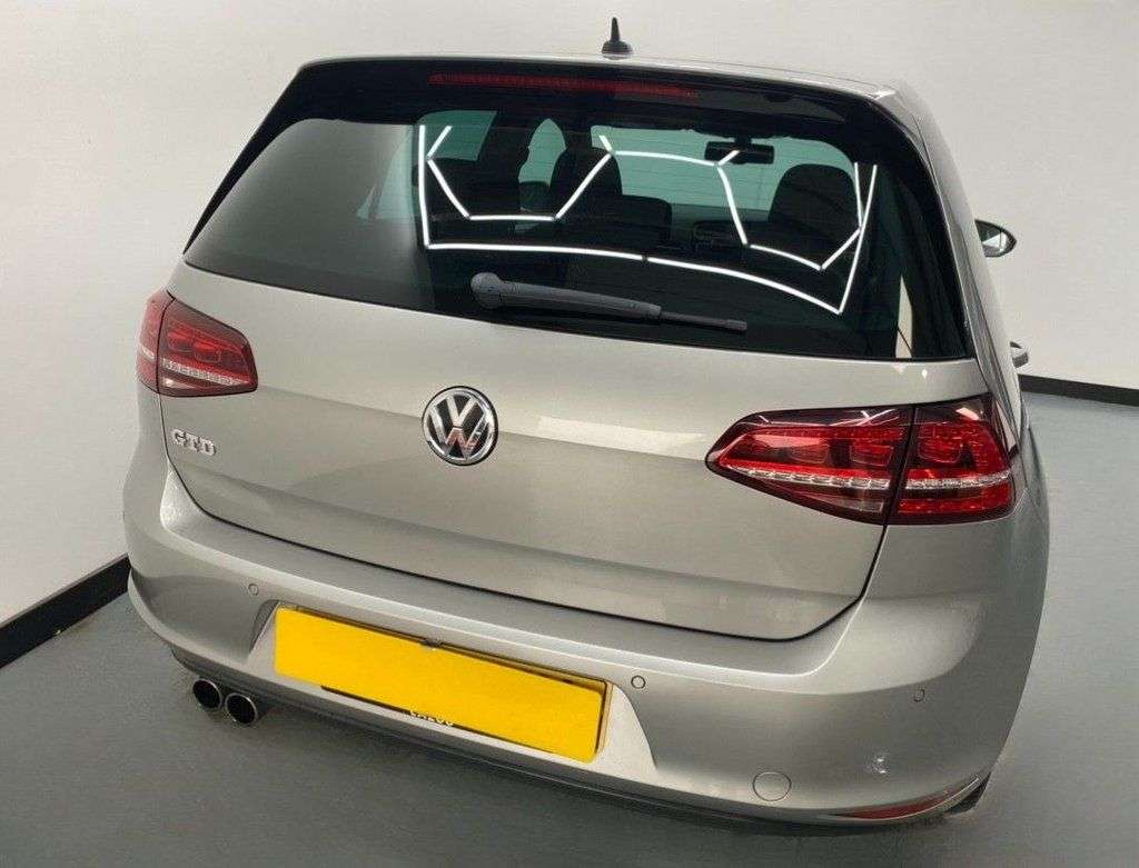 2016 VOLKSWAGEN GOLF 2016 VOLKSWAGEN GOLF