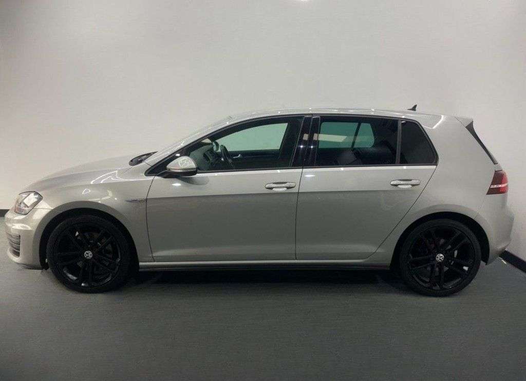 2016 VOLKSWAGEN GOLF 2016 VOLKSWAGEN GOLF