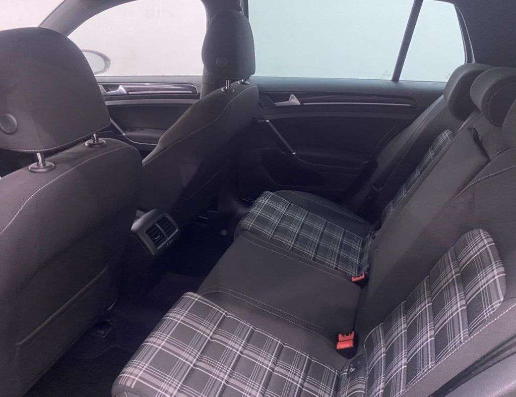 2016 VOLKSWAGEN GOLF 2016 VOLKSWAGEN GOLF