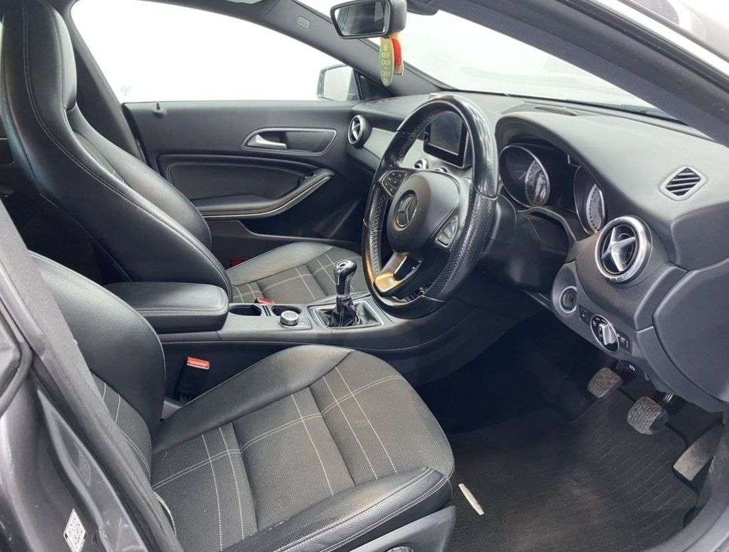 2015 MERCEDES CLA 2015 MERCEDES CLA
