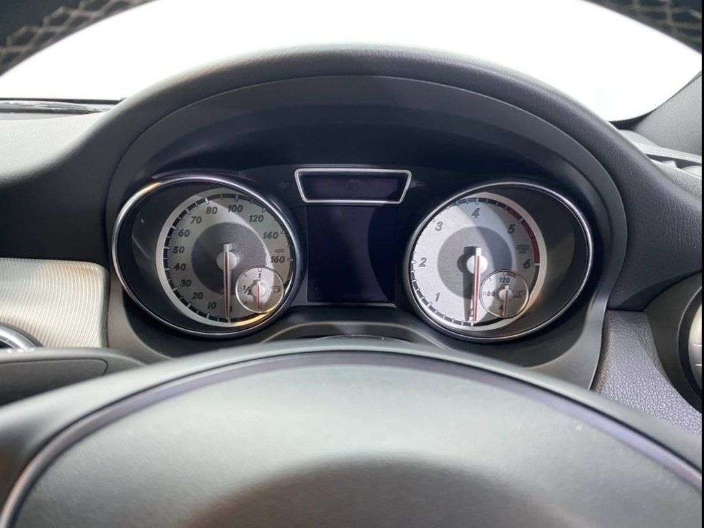 2015 MERCEDES CLA 2015 MERCEDES CLA