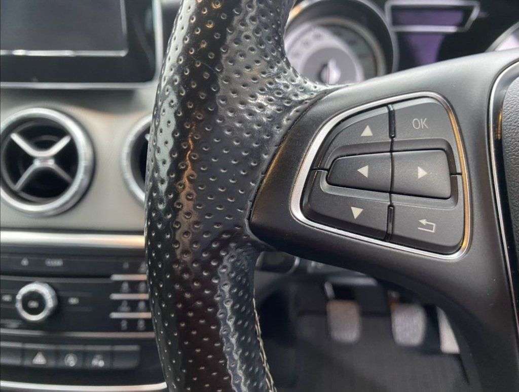 2015 MERCEDES CLA 2015 MERCEDES CLA