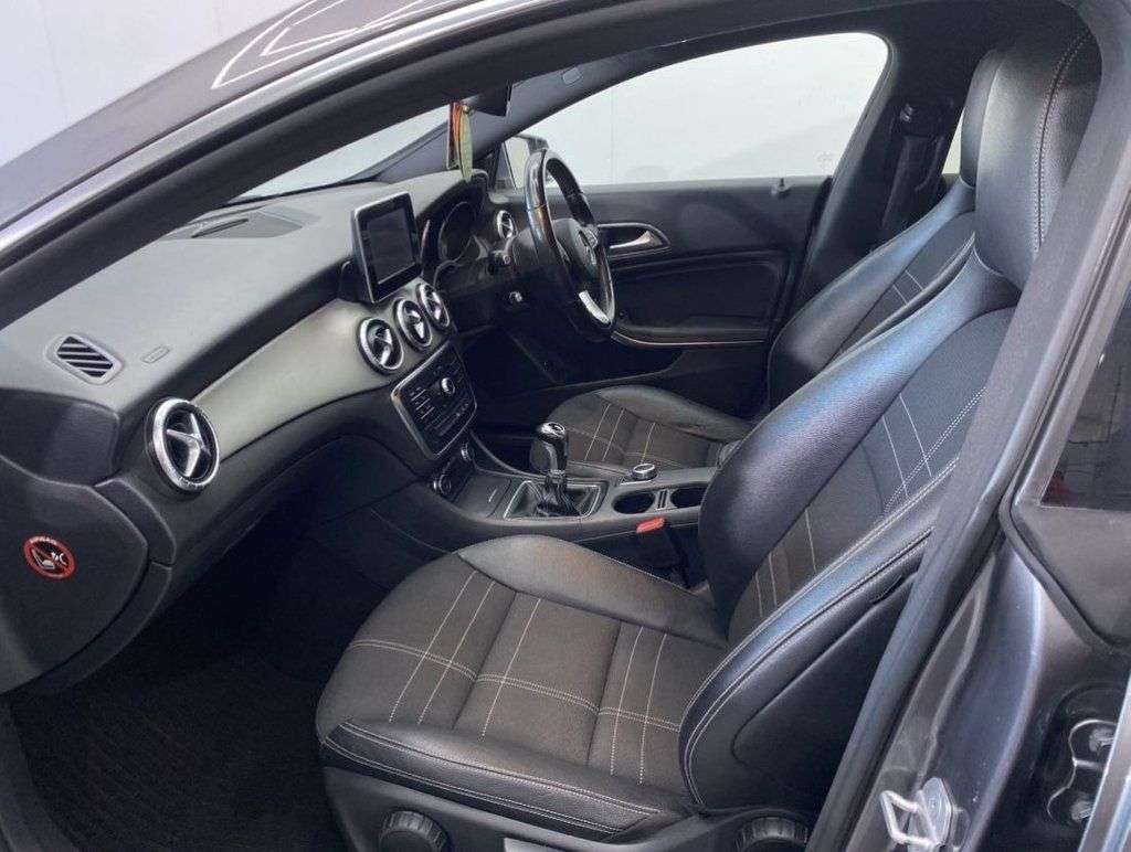 2015 MERCEDES CLA 2015 MERCEDES CLA