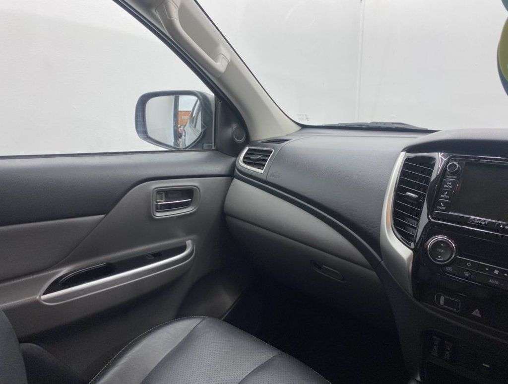 2017 MITSUBISHI L200 2017 MITSUBISHI L200