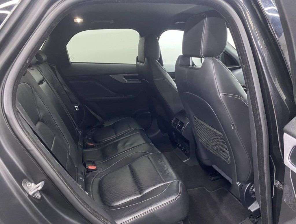 2016 JAGUAR F-PACE 2016 JAGUAR F-PACE