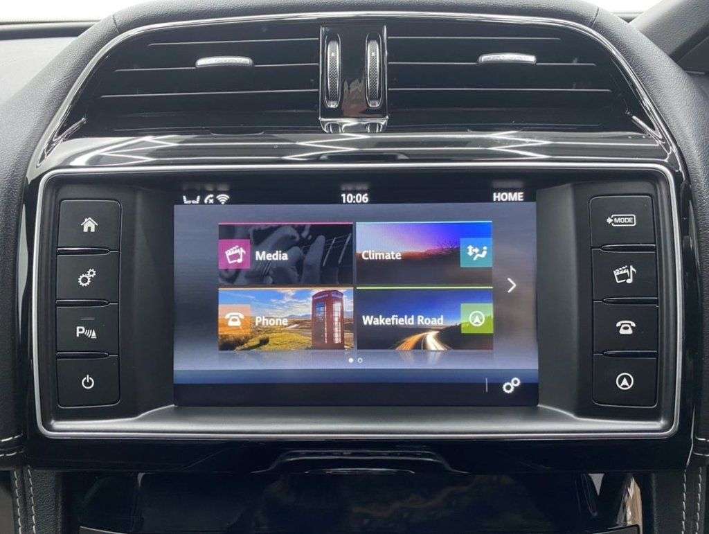 2016 JAGUAR F-PACE 2016 JAGUAR F-PACE