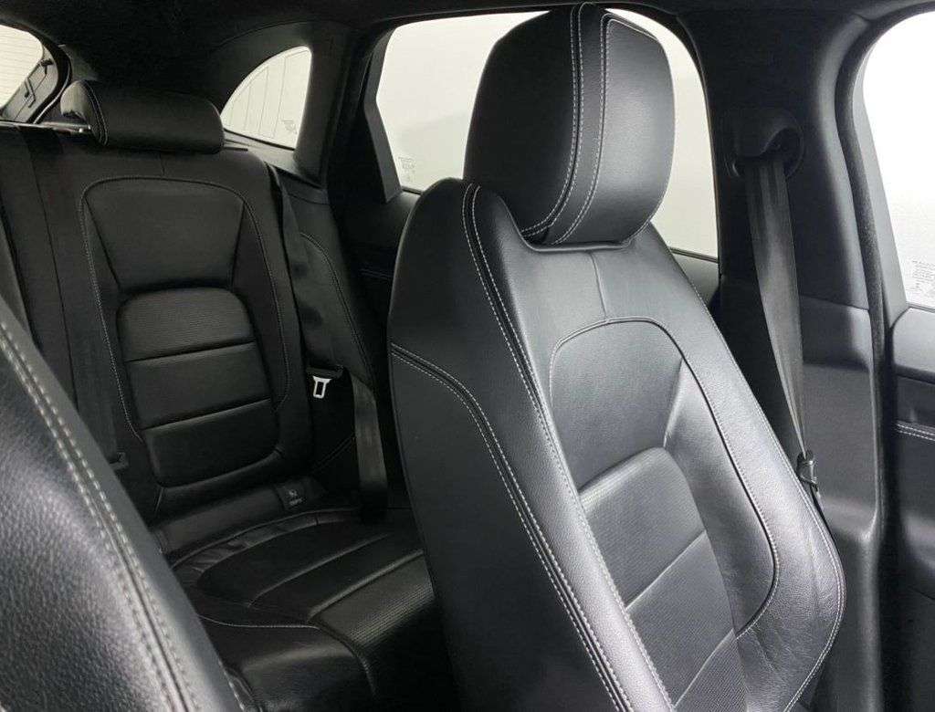 2016 JAGUAR F-PACE 2016 JAGUAR F-PACE