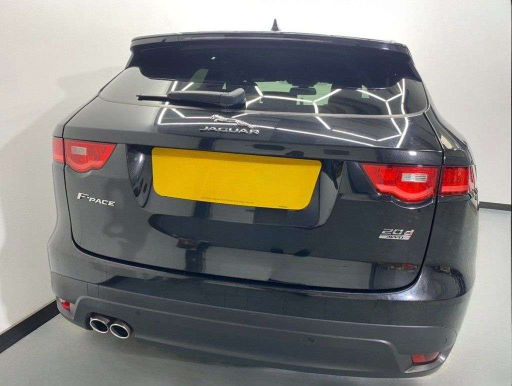 2016 JAGUAR F-PACE 2016 JAGUAR F-PACE