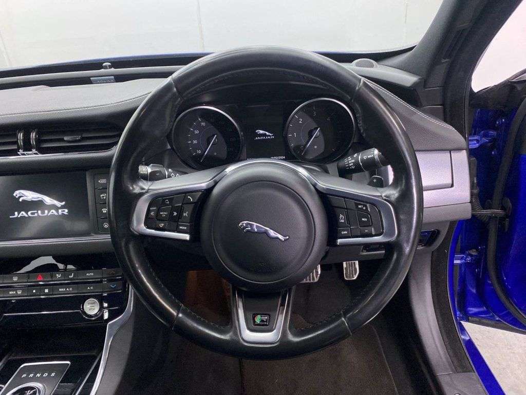 2016 JAGUAR XF 2016 JAGUAR XF