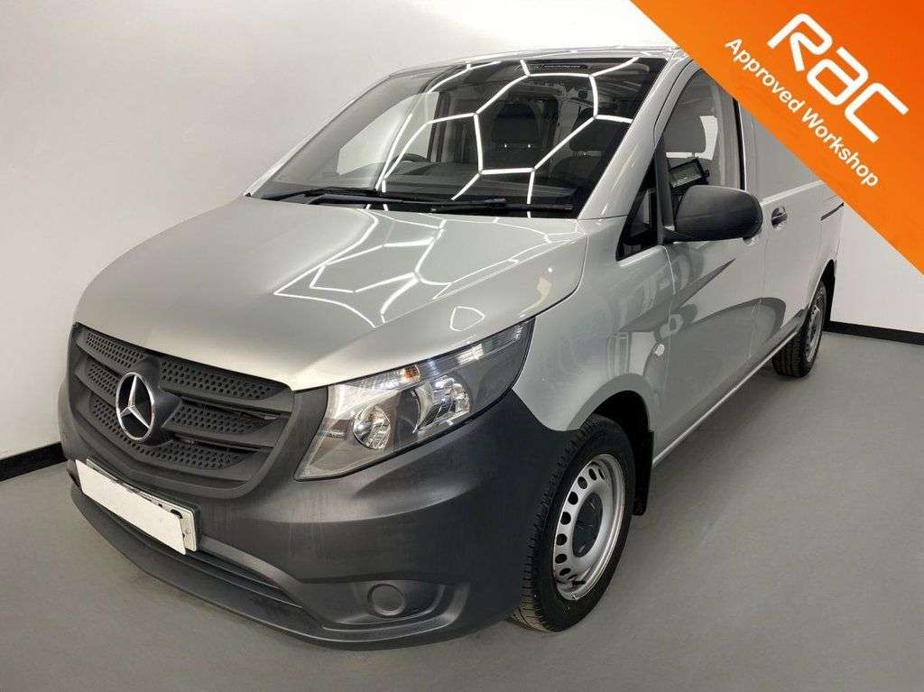 A 2015 MERCEDES VITO 109 CDI A 2015 MERCEDES VITO 109 CDI