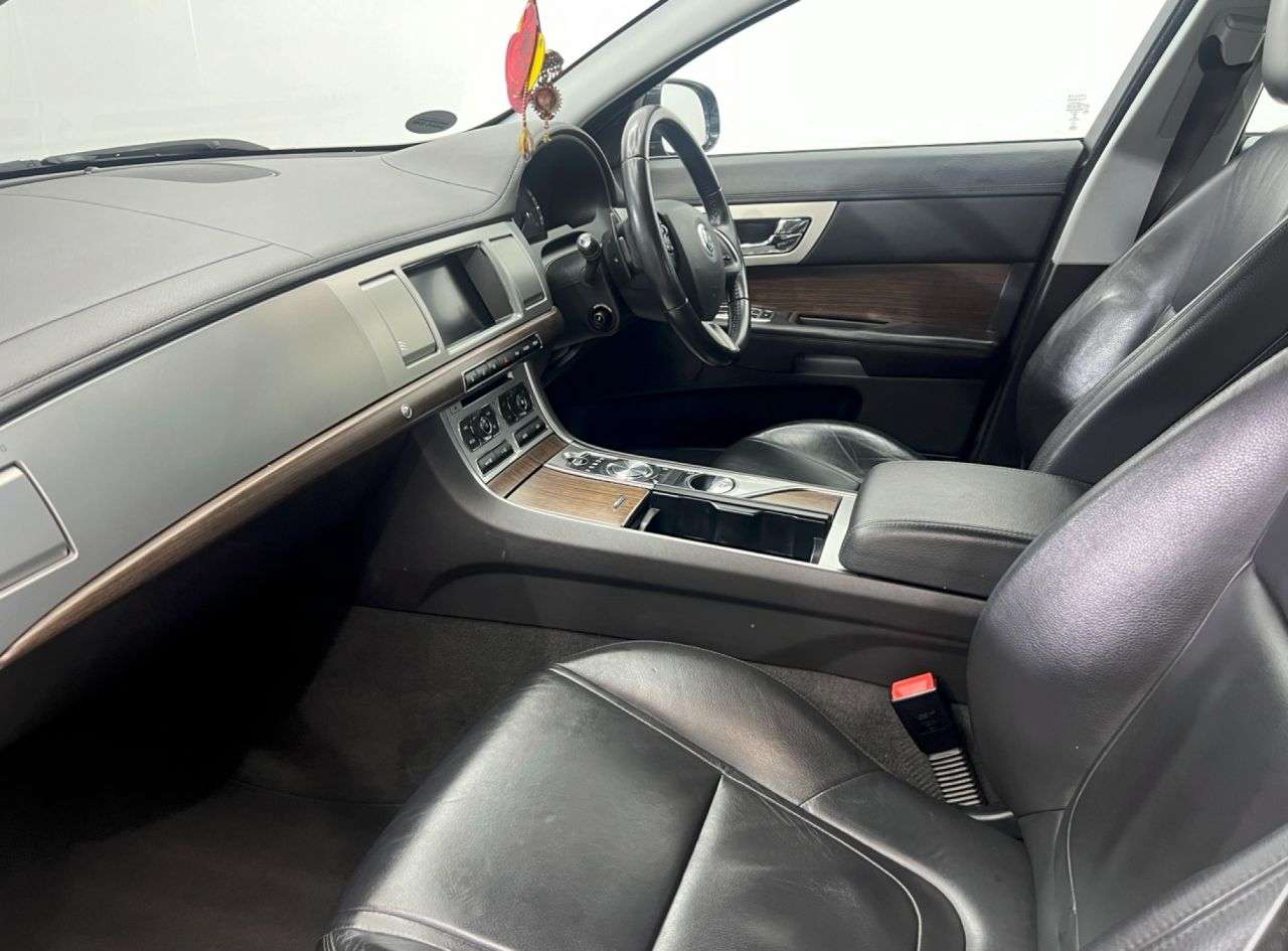 2013 JAGUAR XF 2013 JAGUAR XF