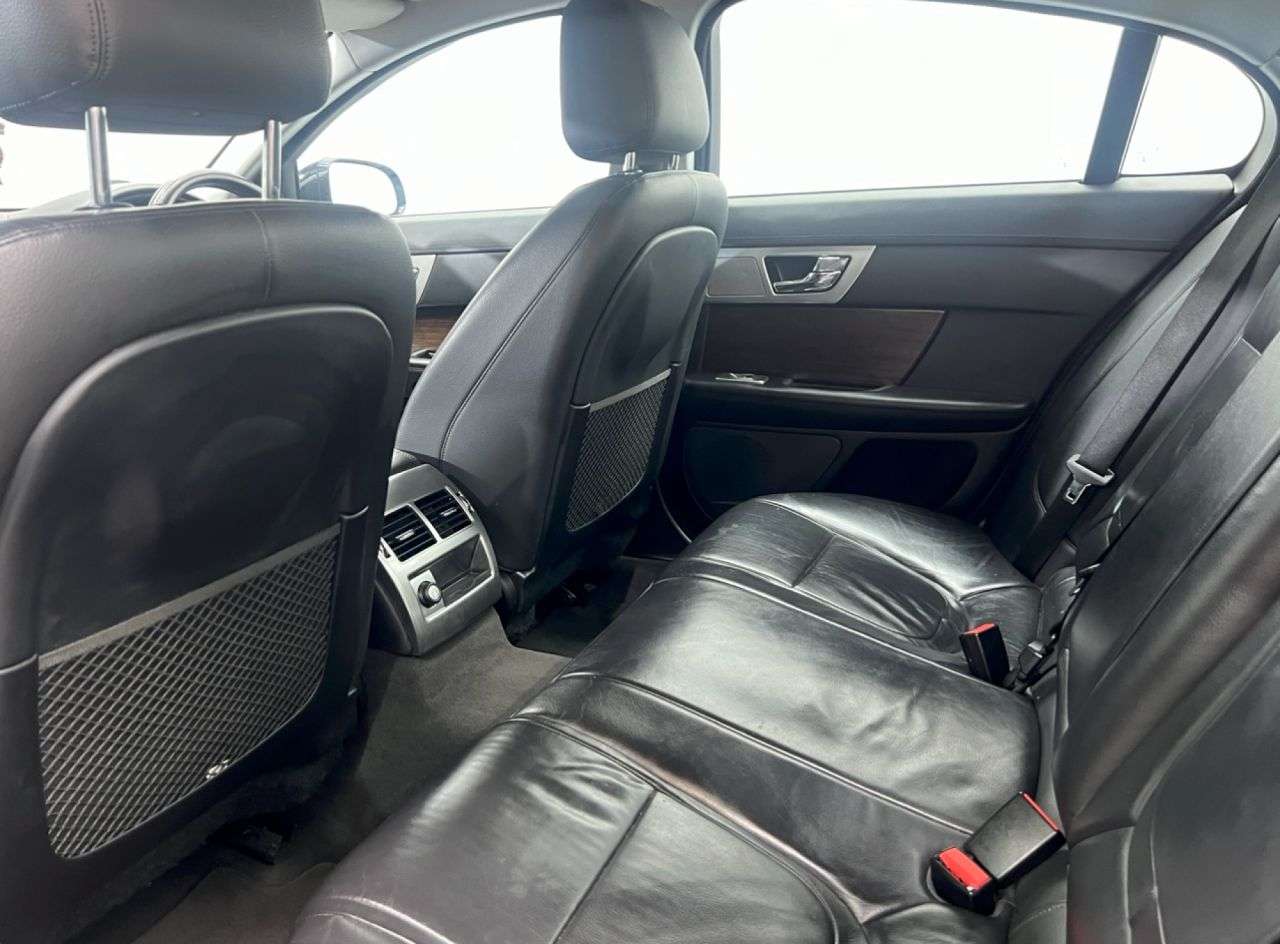 2013 JAGUAR XF 2013 JAGUAR XF