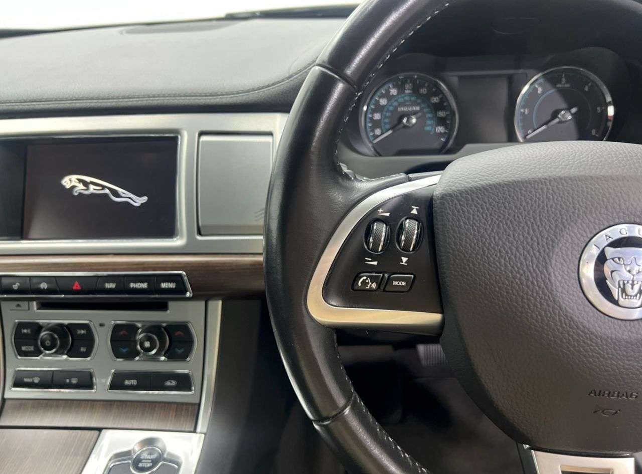 2013 JAGUAR XF 2013 JAGUAR XF