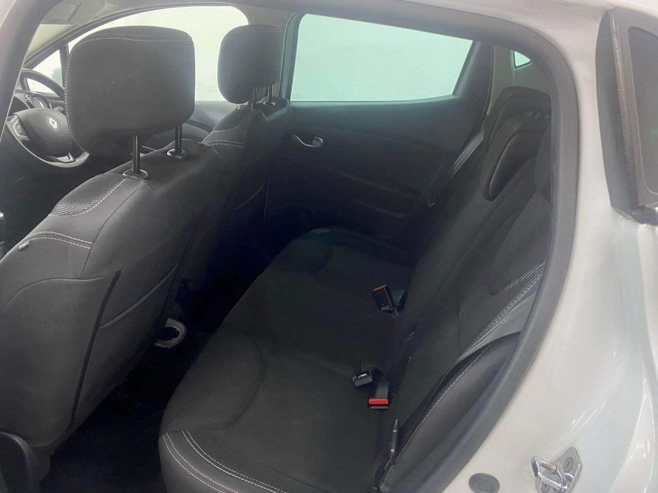 2018 RENAULT CLIO 2018 RENAULT CLIO