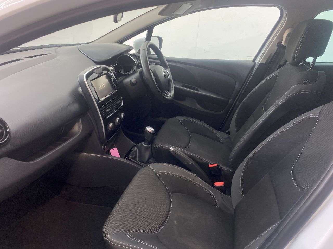 2018 RENAULT CLIO 2018 RENAULT CLIO