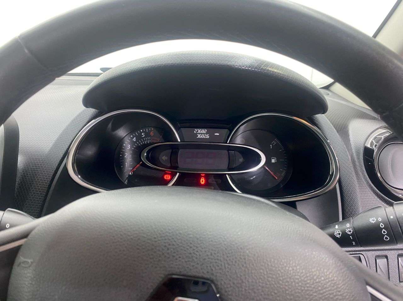 2018 RENAULT CLIO 2018 RENAULT CLIO