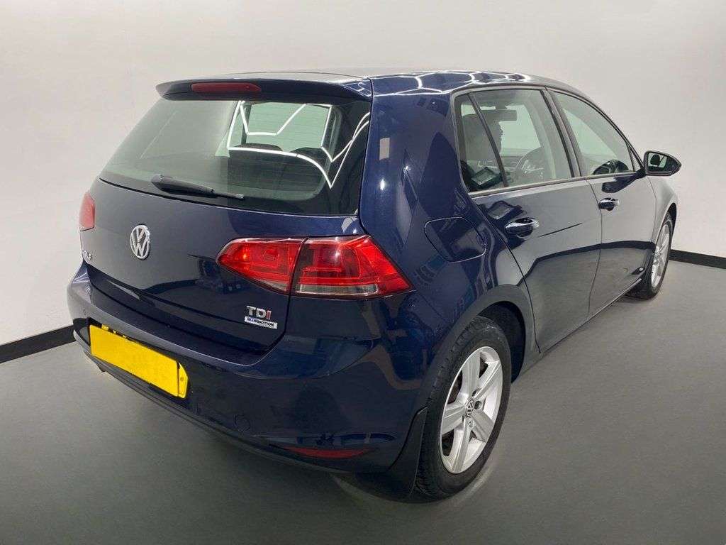 A 2014 VOLKSWAGEN GOLF MATCH TDI BLUEMOTION TECHNOLOGY DSG A 2014 VOLKSWAGEN GOLF MATCH TDI BLUEMOTION TECHNOLOGY DSG