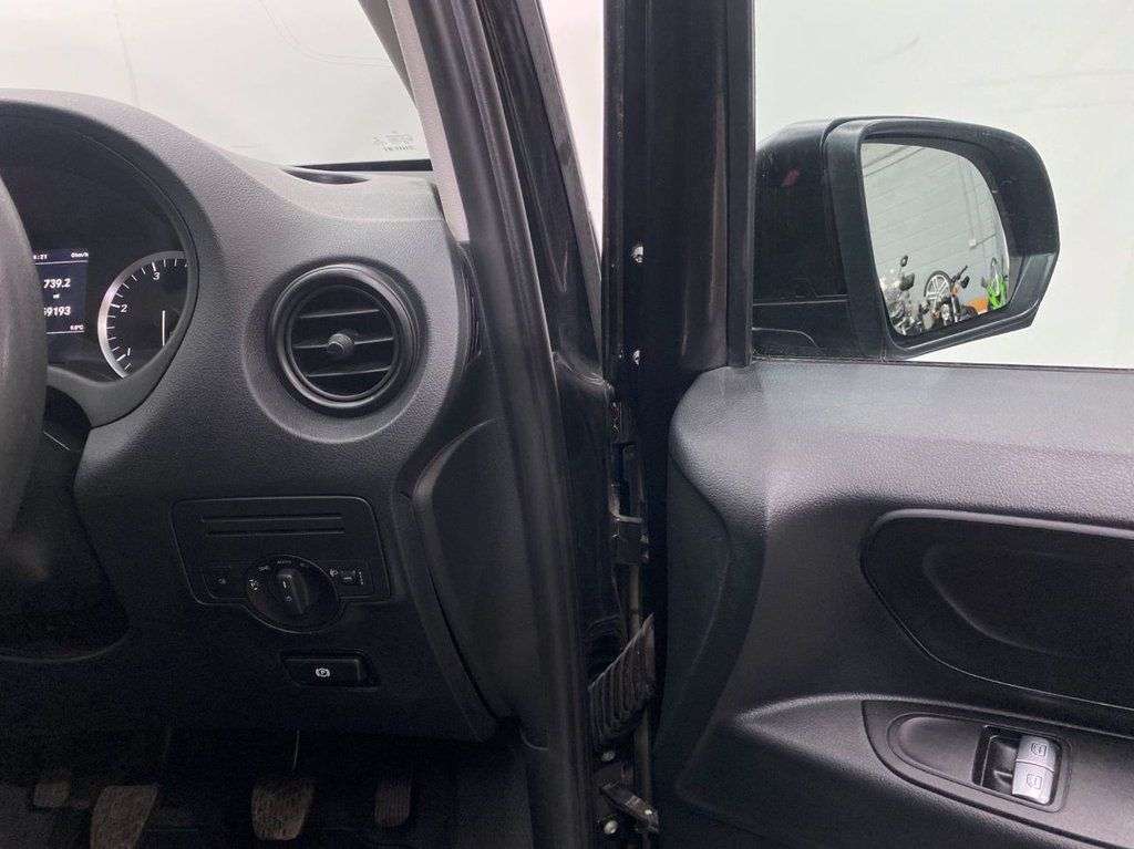 2017 MERCEDES VITO 2017 MERCEDES VITO