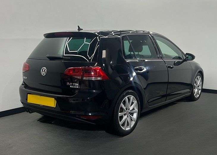 A 2014 VOLKSWAGEN GOLF GT TDI BLUEMOTION TECHNOLOGY A 2014 VOLKSWAGEN GOLF GT TDI BLUEMOTION TECHNOLOGY