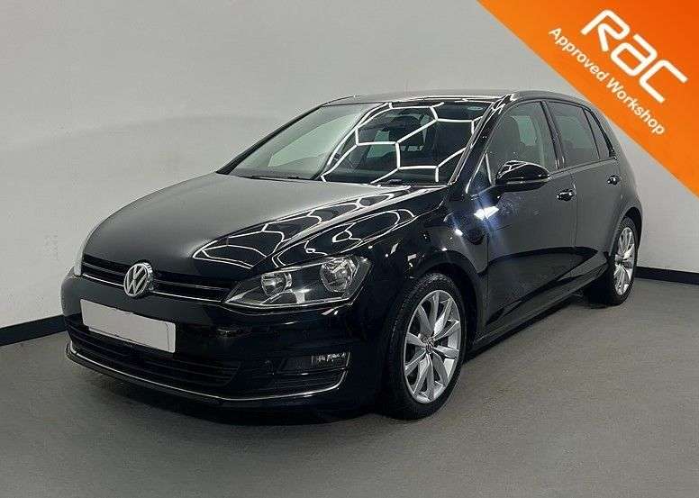 A 2014 VOLKSWAGEN GOLF GT TDI BLUEMOTION TECHNOLOGY A 2014 VOLKSWAGEN GOLF GT TDI BLUEMOTION TECHNOLOGY