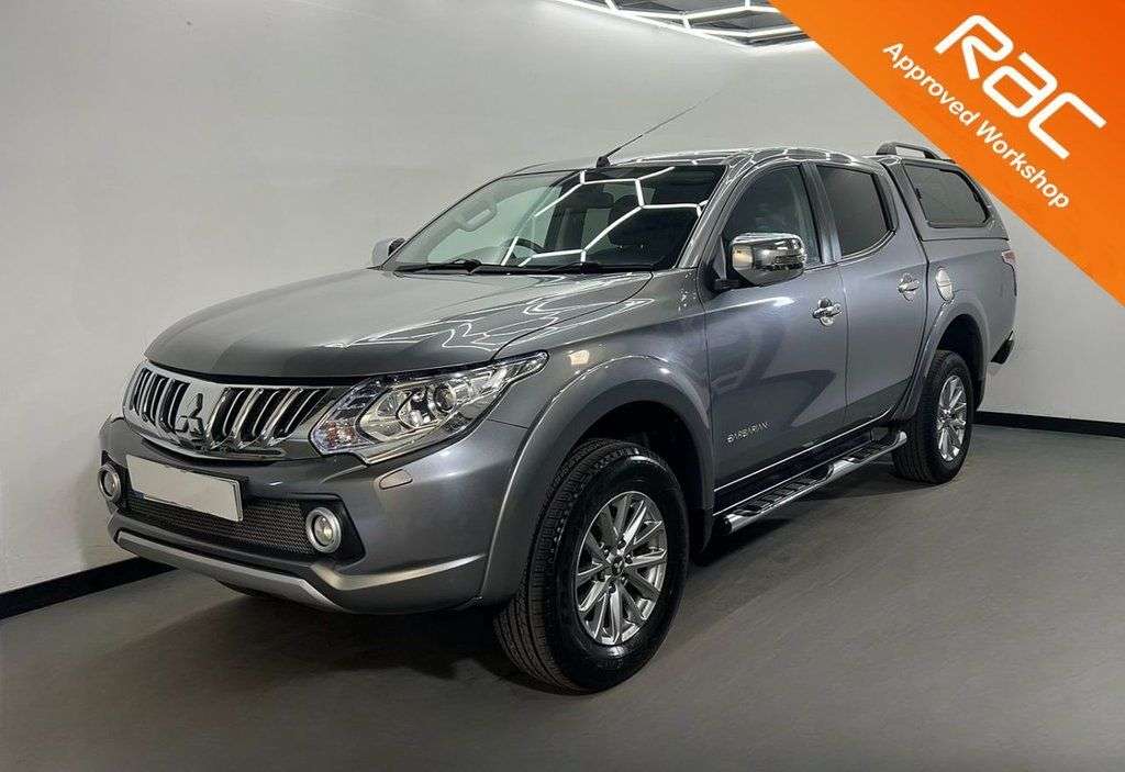A 2016 MITSUBISHI L200 DI-D 4WD BARBARIAN DCB A 2016 MITSUBISHI L200 DI-D 4WD BARBARIAN DCB
