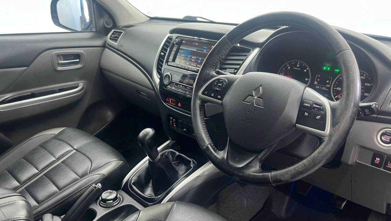 2016 MITSUBISHI L200 2016 MITSUBISHI L200