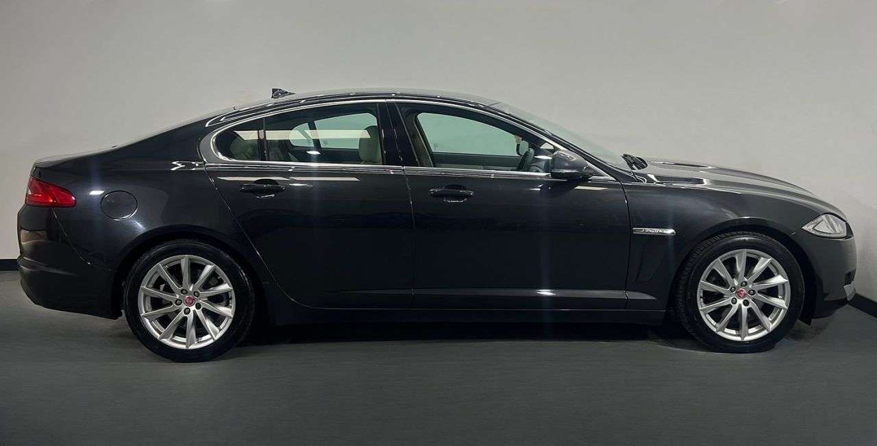 2014 JAGUAR XF 2014 JAGUAR XF