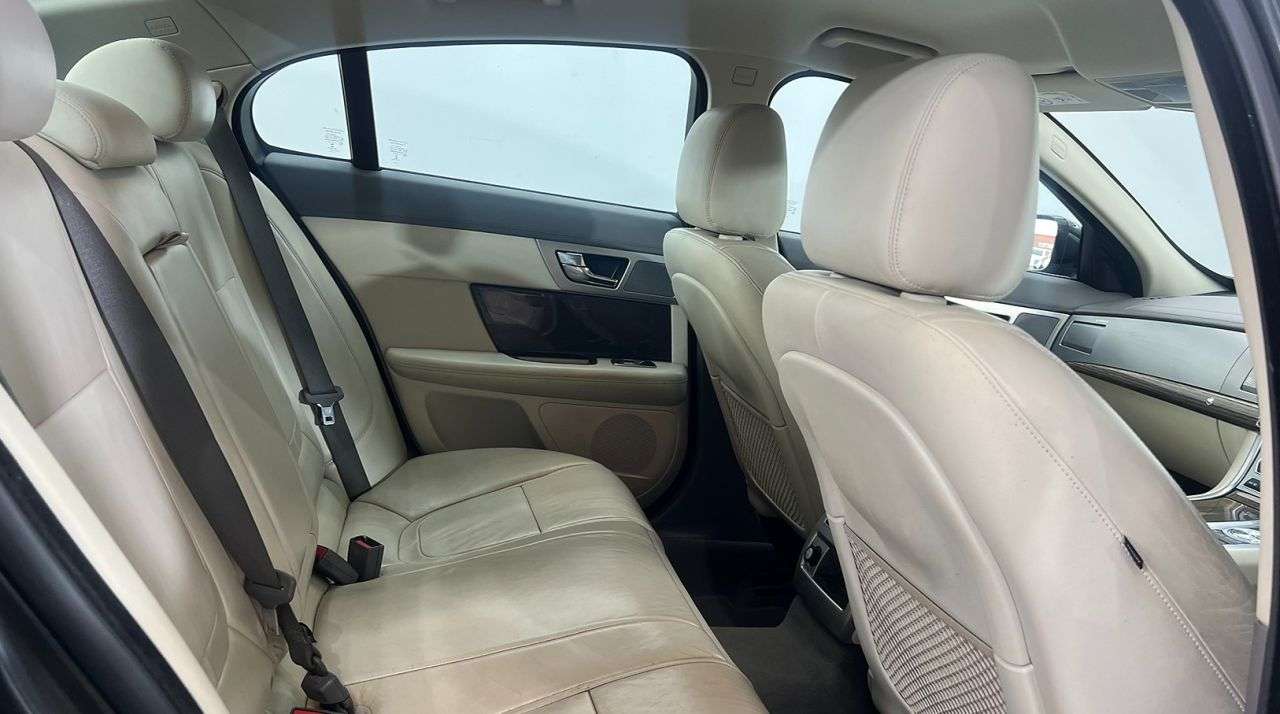 2014 JAGUAR XF 2014 JAGUAR XF