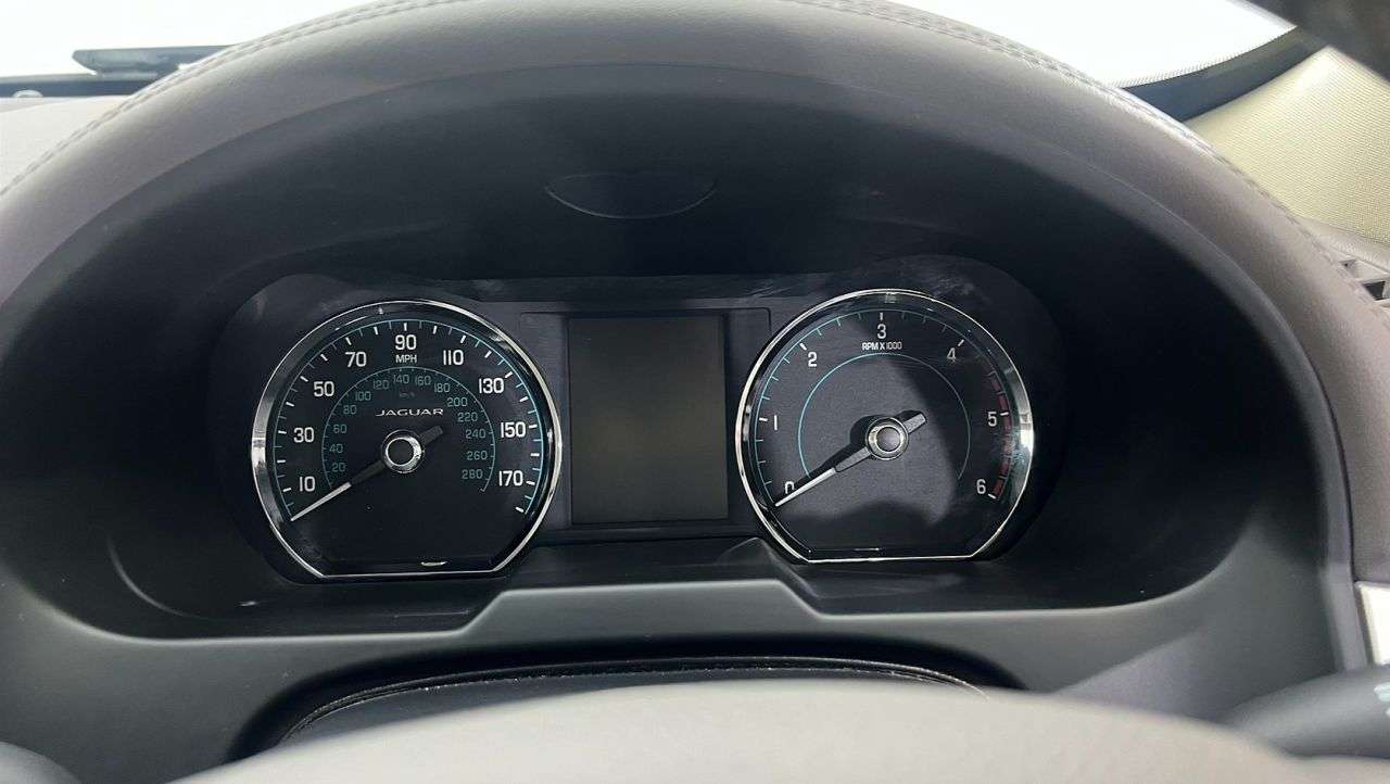 2014 JAGUAR XF 2014 JAGUAR XF