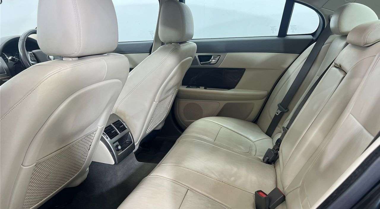 2014 JAGUAR XF 2014 JAGUAR XF