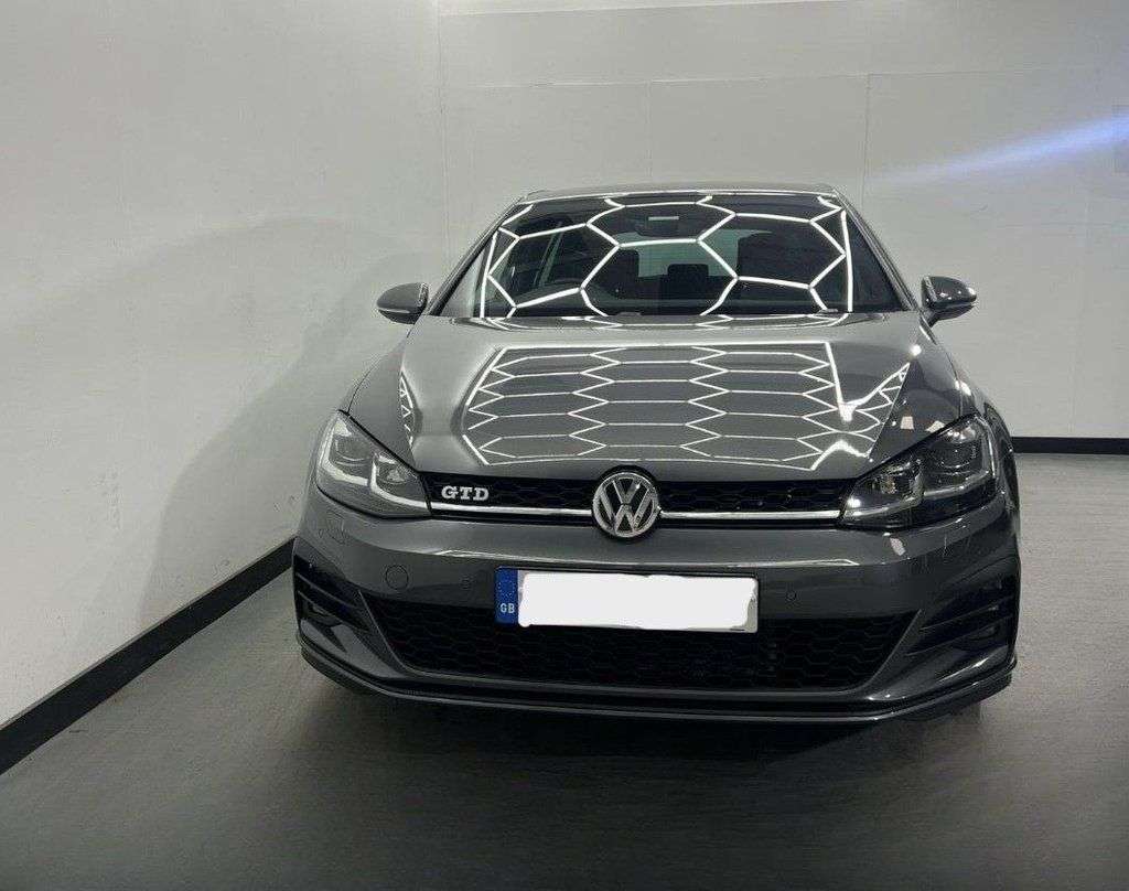 2017 VOLKSWAGEN GOLF 2017 VOLKSWAGEN GOLF