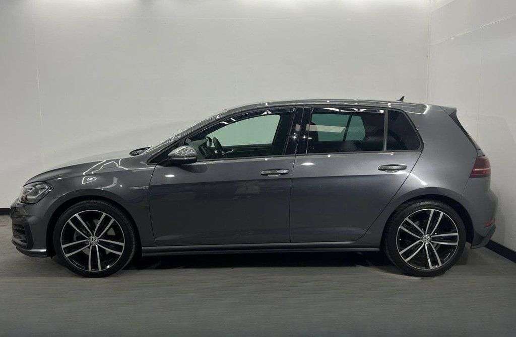 2017 VOLKSWAGEN GOLF 2017 VOLKSWAGEN GOLF