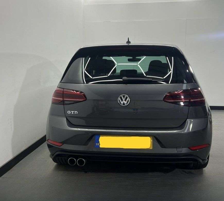 2017 VOLKSWAGEN GOLF 2017 VOLKSWAGEN GOLF