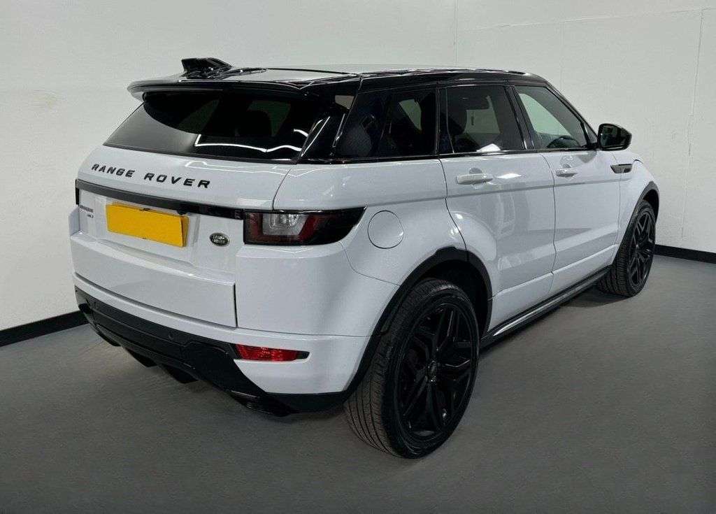 A 2016 LAND ROVER RANGE ROVER EVOQUE 2.0 TD4 HSE DYNAMIC 5d 177 BHP A 2016 LAND ROVER RANGE ROVER EVOQUE 2.0 TD4 HSE DYNAMIC 5d 177 BHP