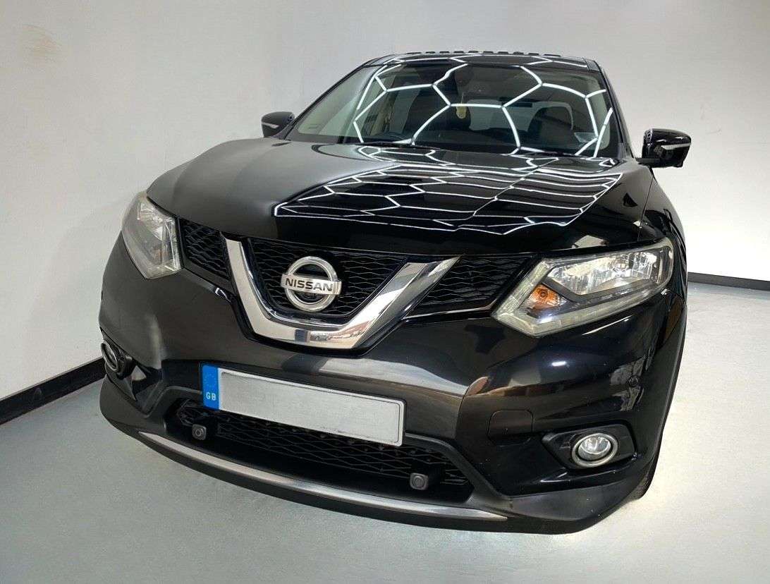 A 2015 NISSAN X-TRAIL 1.6 DCI ACENTA 5d 130 BHP A 2015 NISSAN X-TRAIL 1.6 DCI ACENTA 5d 130 BHP