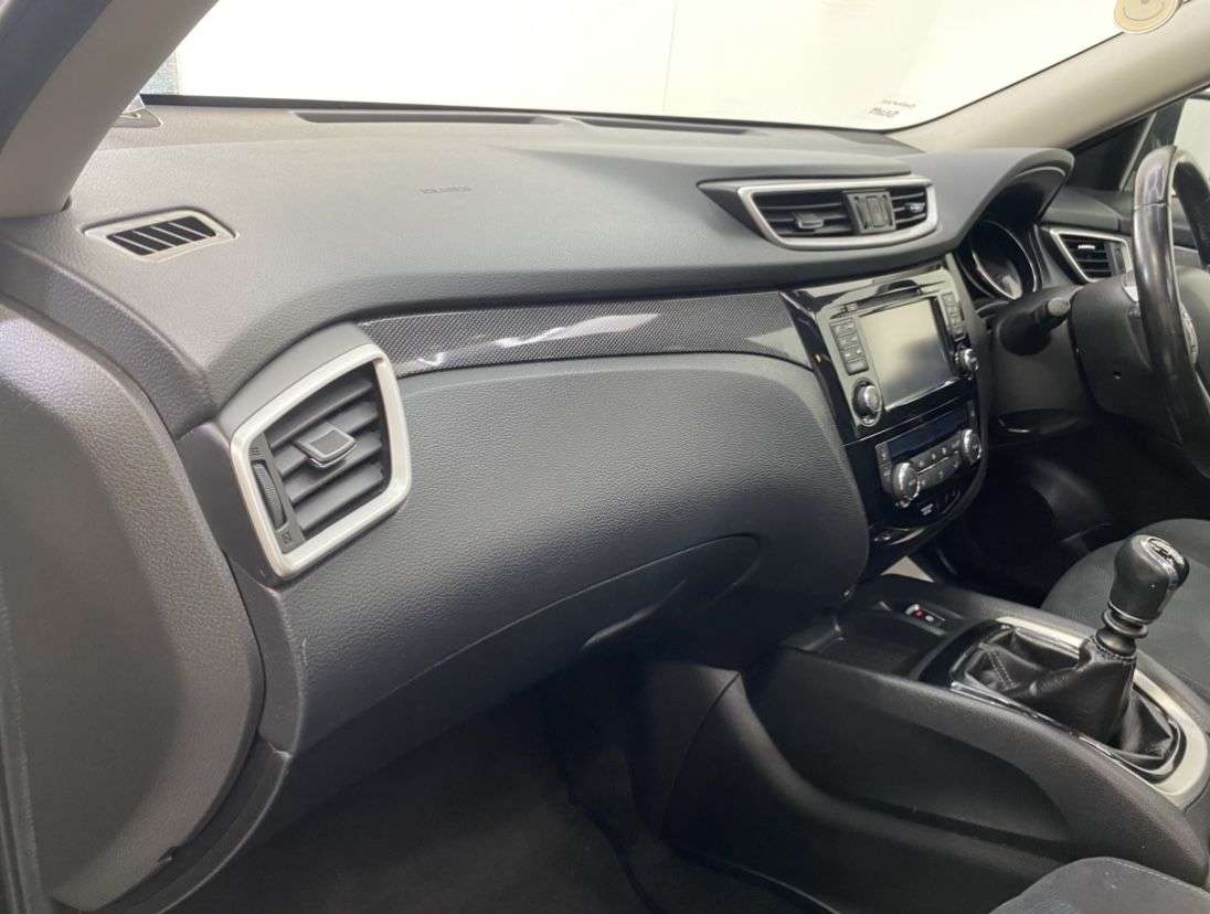 2015 NISSAN X-TRAIL 2015 NISSAN X-TRAIL