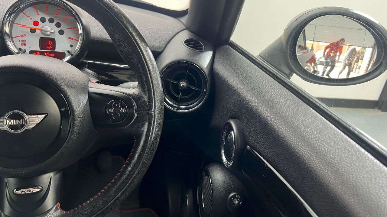 2013 MINI ROADSTER 2013 MINI ROADSTER