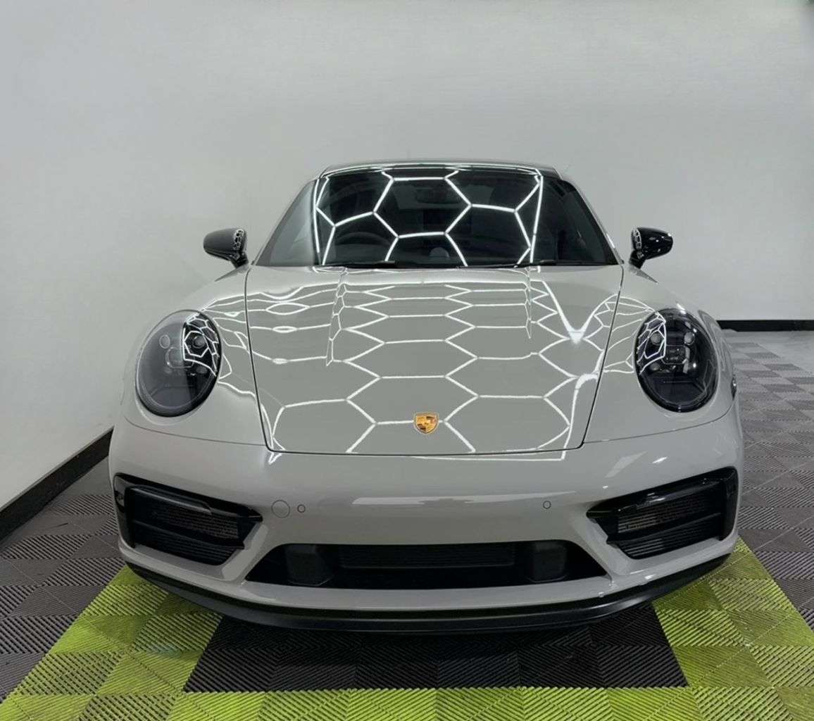 A 2023 PORSCHE 911 3.0 CARRERA 4 GTS PDK 2d 474 BHP A 2023 PORSCHE 911 3.0 CARRERA 4 GTS PDK 2d 474 BHP