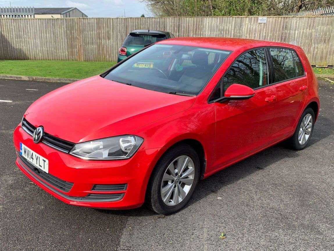 Check out this Volkswagen Golf 2014 Diesel Manual