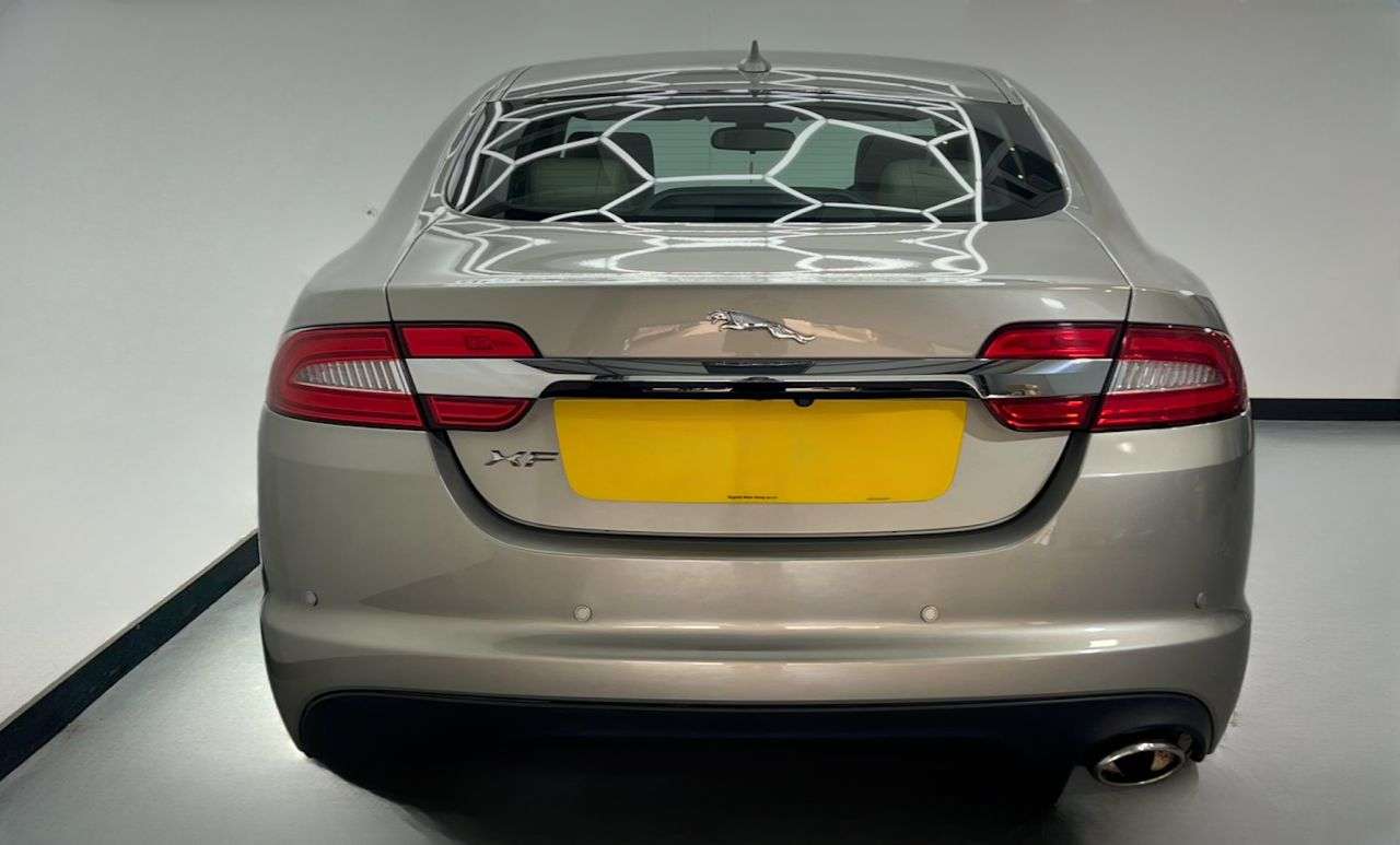 2014 JAGUAR XF 2014 JAGUAR XF