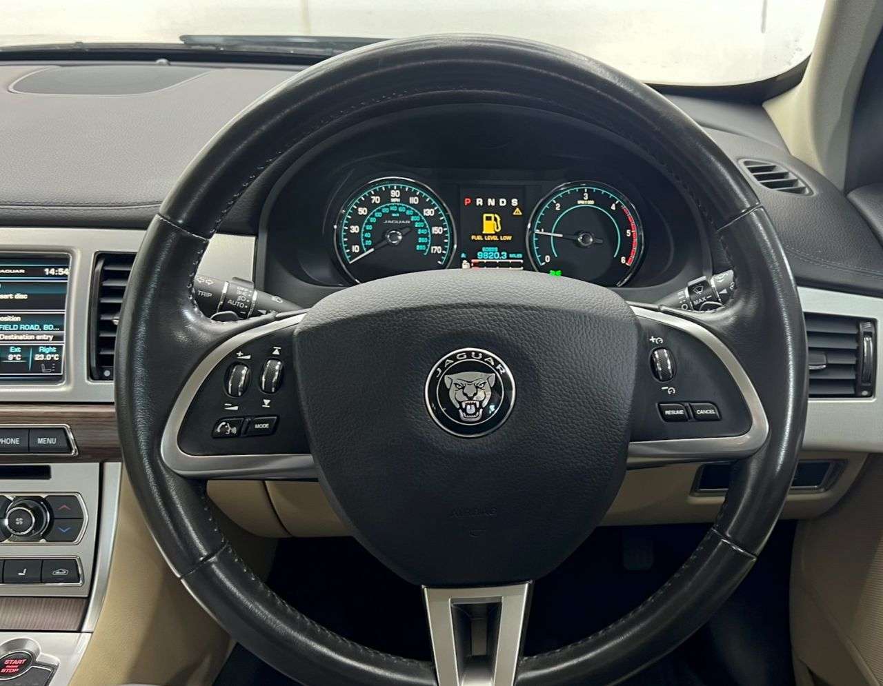2014 JAGUAR XF 2014 JAGUAR XF