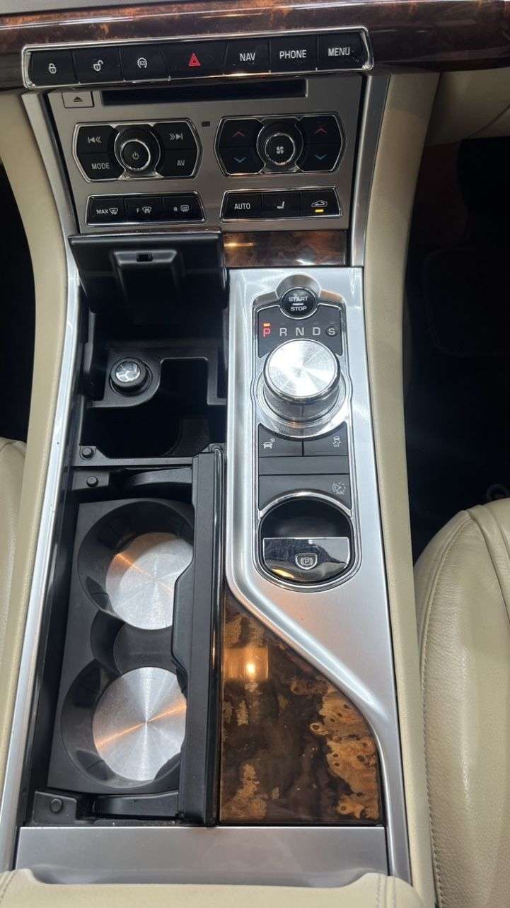 2013 JAGUAR XF 2013 JAGUAR XF