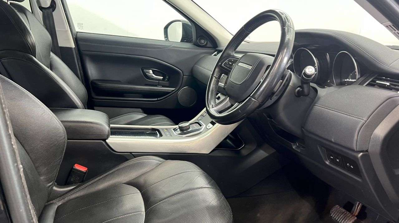 2019 LAND ROVER RANGE ROVER EVOQUE 2019 LAND ROVER RANGE ROVER EVOQUE