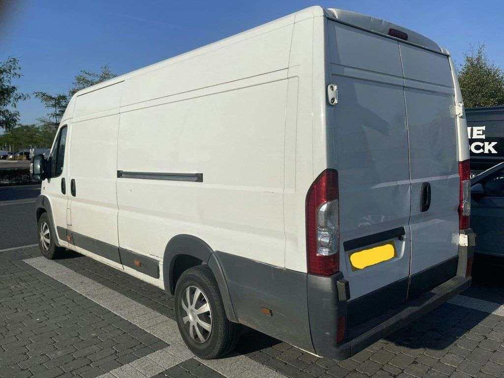 A 2014 FIAT DUCATO 35 MAXI H/R P/V XLB MULTIJET A 2014 FIAT DUCATO 35 MAXI H/R P/V XLB MULTIJET