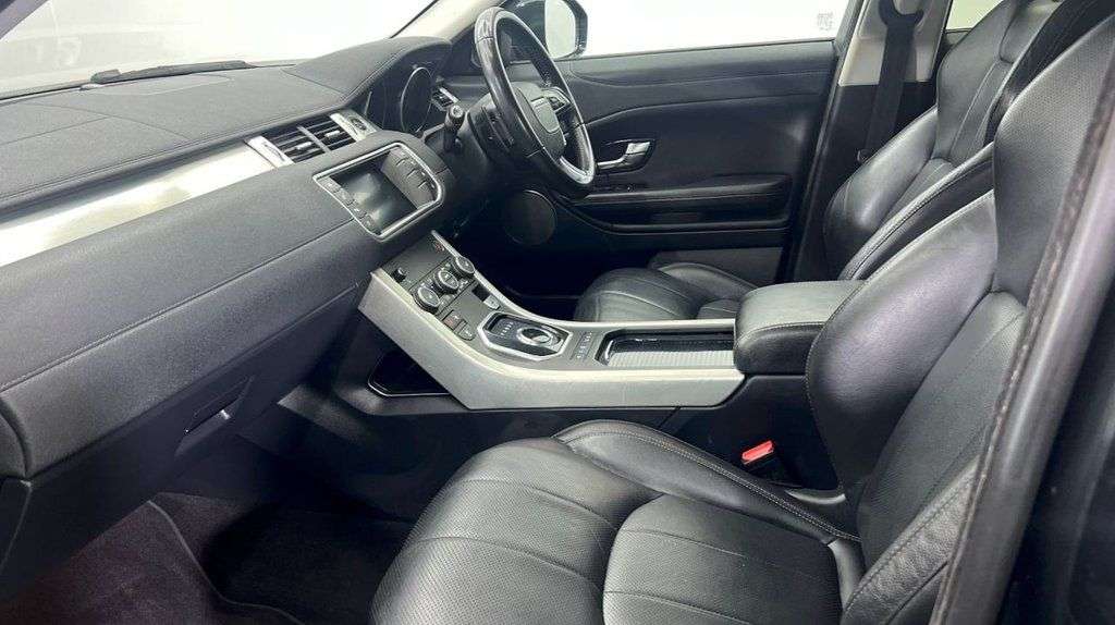 2019 LAND ROVER RANGE ROVER EVOQUE 2019 LAND ROVER RANGE ROVER EVOQUE